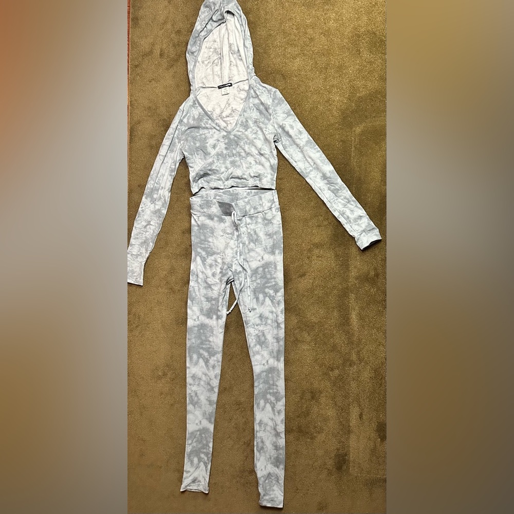 Grey tie die 2 piece set . Partially new